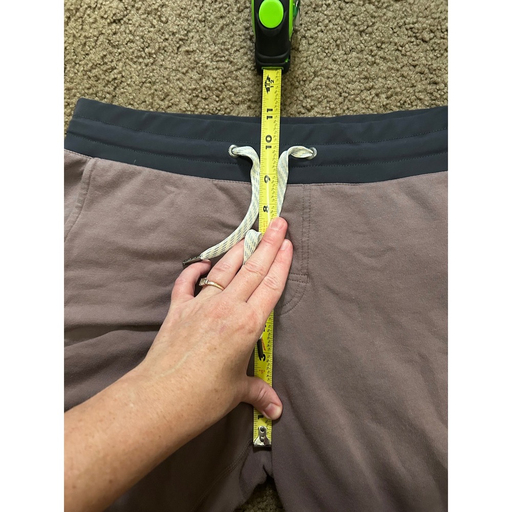 Vuori Performance Jogger Pants Womens Dusty Plum Black Waistband Drawstring - Picture 9 of 10